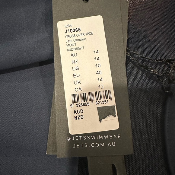 Jets by Jessika Allen crossover mesh once piece swimsuit - NWT - Picture 7 of 7